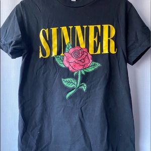 Phora Sinner T-shirt